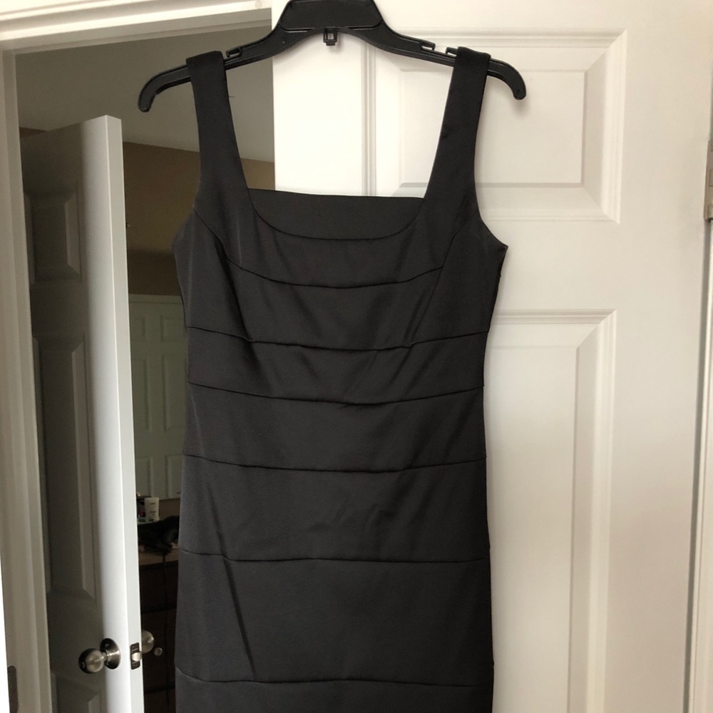 Super cute bandage dress 👗 size 4